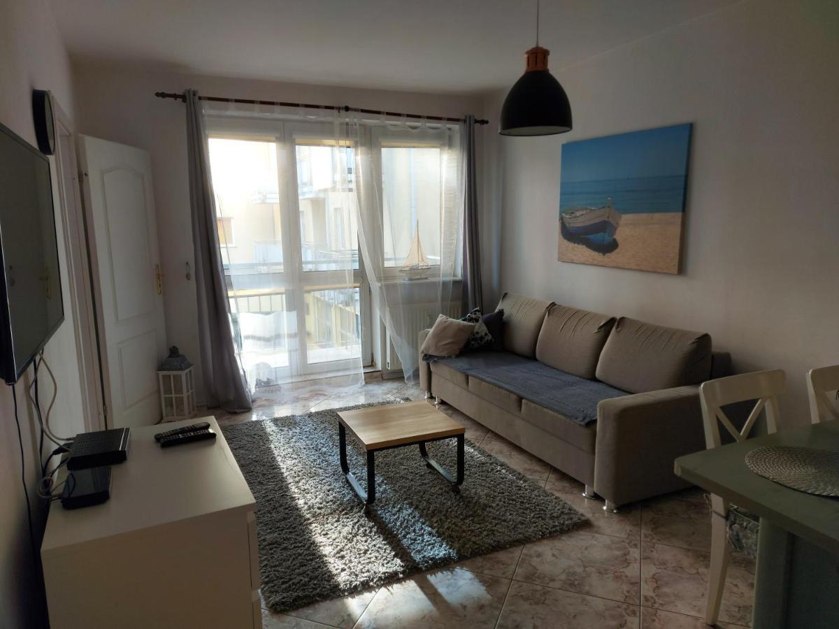 Apartament Portowy Z Garazem, Ul Towarowa Kolberg Exterior foto
