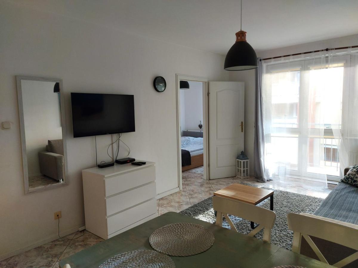 Apartament Portowy Z Garazem, Ul Towarowa Kolberg Exterior foto